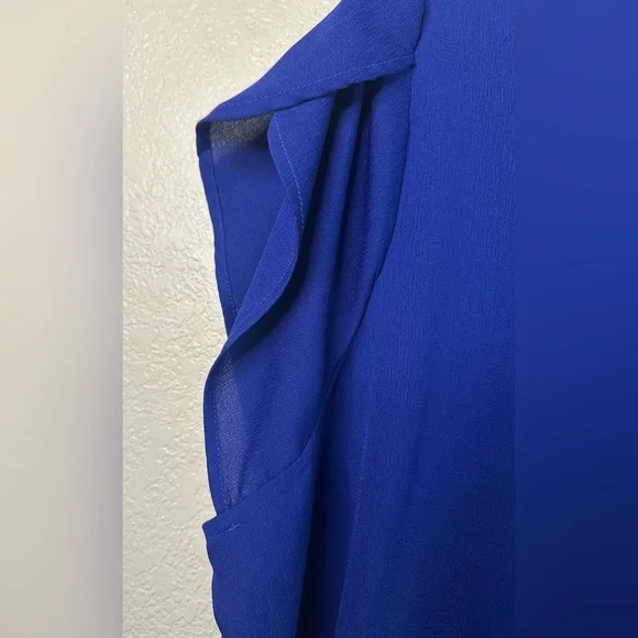 Torrid Women's Top Blouse Royal Blue Elegant plus size 4 with Open cuff Sleeve - Picture 4 of 7